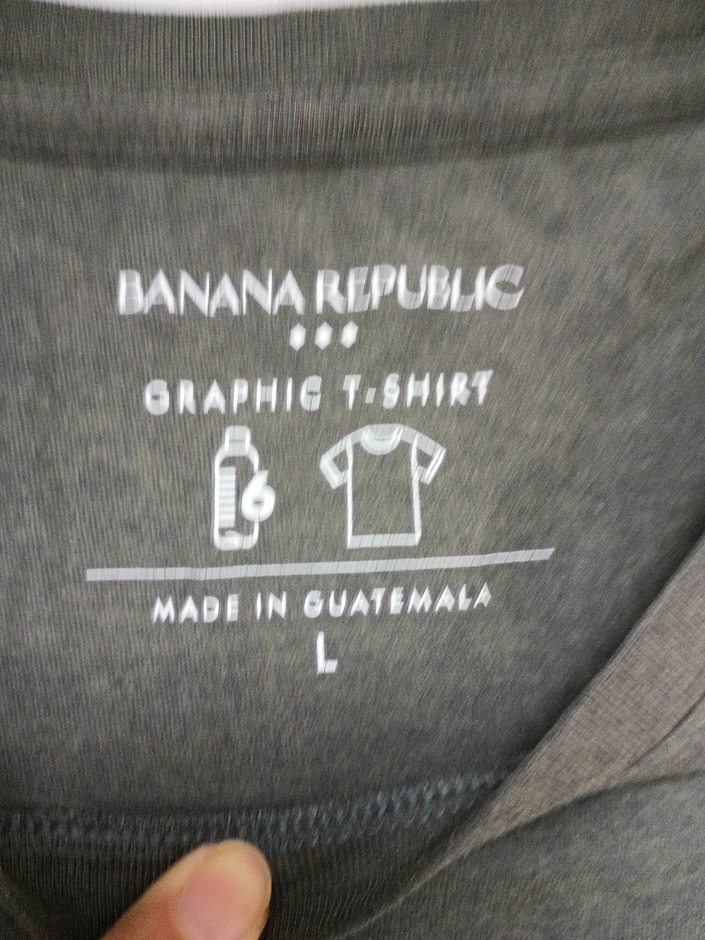 Banana Republic T-Shirt Charcoal Gray Elephant Graphic Size L. Unisex. - Picture 2 of 6